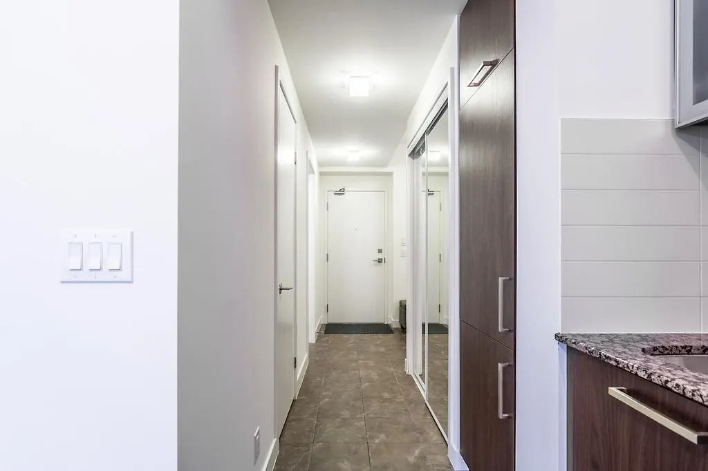Apartment Aoc Suites - Two Bedroom Condo - City/Cn Tower View
