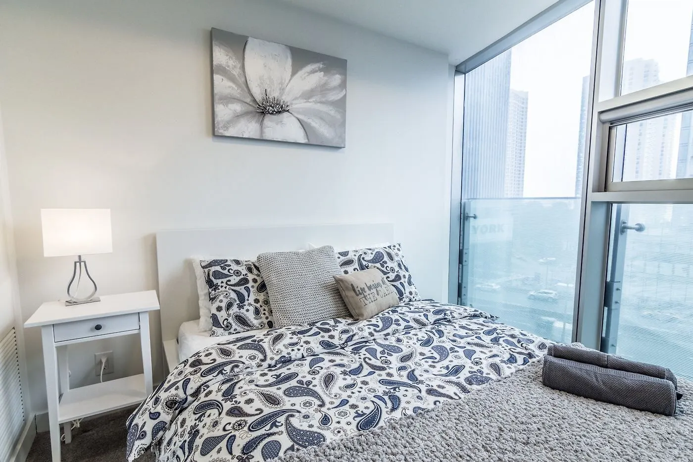 Apartment Aoc Suites - Two Bedroom Condo - City/Cn Tower View Canada