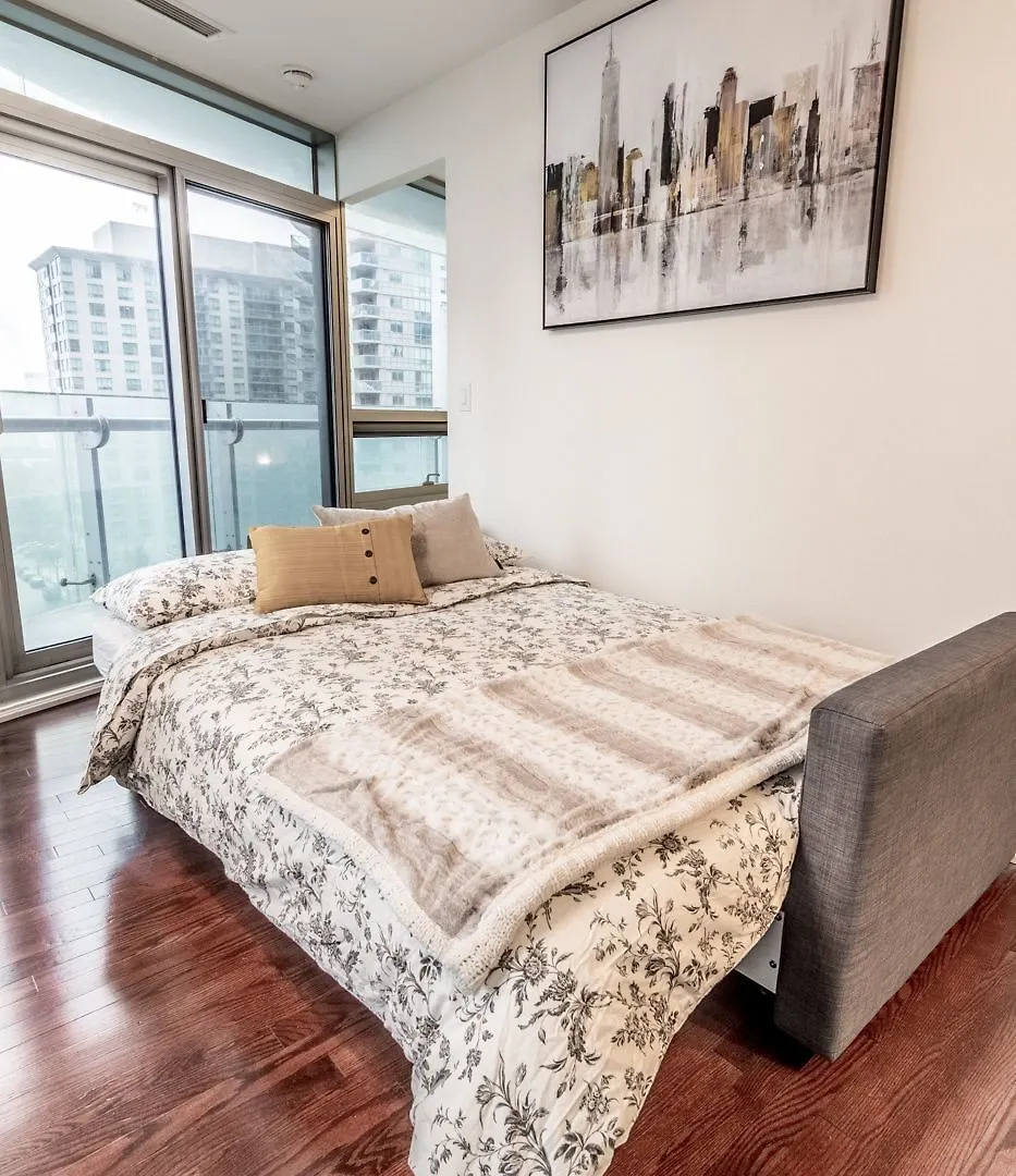 Aoc Suites - Two Bedroom Condo - City/Cn Tower View Apartment